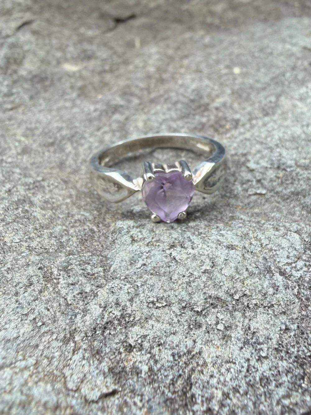 Vintage Avon Sterling Silver Amethyst Heart Ring